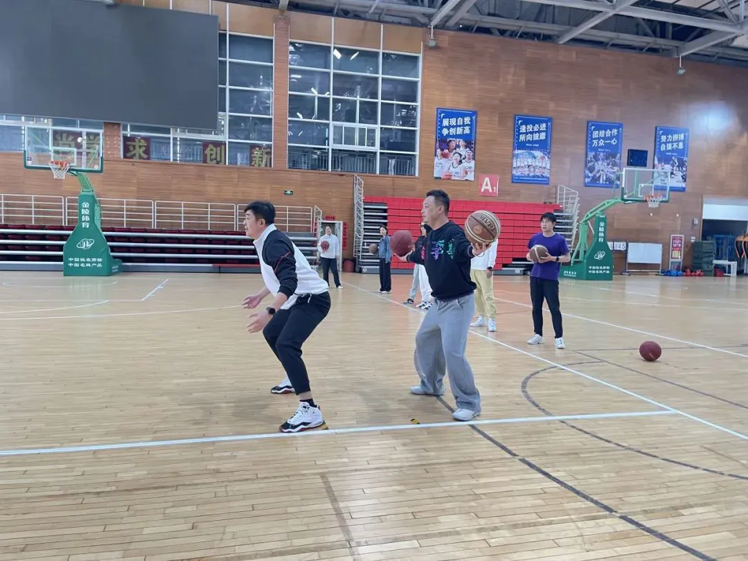 如何利用智能娱乐设备创建有趣的篮球训练挑战_2